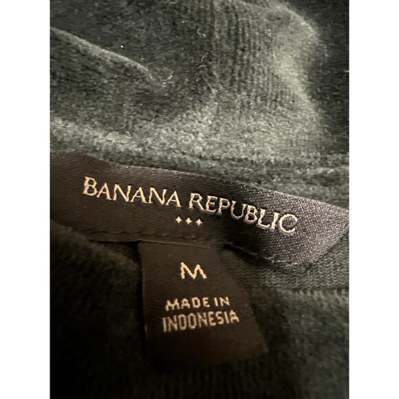 Banana Republic Black Velvet Velour Long Sleeve Turtleneck Sweater Top Size M - Picture 3 of 4